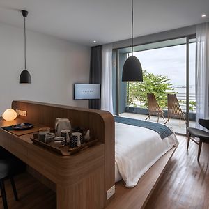 Deluxe Sea View